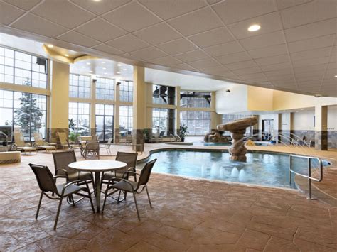 Breckenridge Hotel Resort Features Grand Lodge On Peak 7