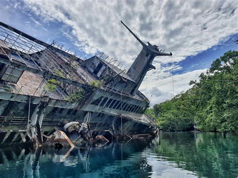 Ms World Discoverer In The Solomon Islands Shipwrecks