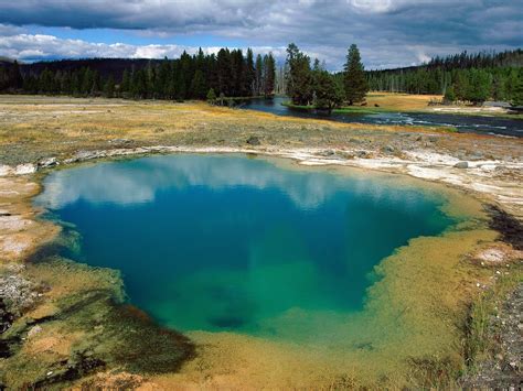 1920x1080 Resolution Blue Lagoon Yellowstone National Park Morning Glory Pool Hot Spring
