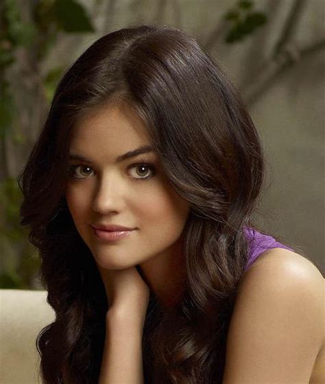 Lucy Hale Outfits Pretty Little Liars Lucy Hale In Bustle Magazine