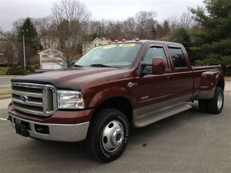 Purchase Used 2005 Ford F350 King Ranch Super Duty Lariat 4x4 Dually