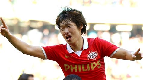 Born in 2002, park ji sung is a member of a south korean boy group nct, under family name: Park Ji-Sung: A goal and two assists against Ajax - YouTube