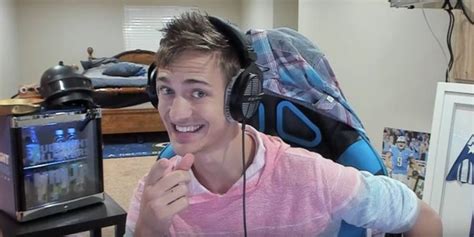 Ninja The Worlds Most Popular Gamer Makes 500000 Every Month