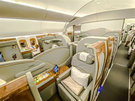 Boeing Emirates Emirates Boeing First Class Cabin Features