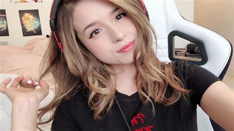 If you want to provide feedback, ask a question or. Pokimane: la star di Twitch con 3,5 milioni di fan sta per ...