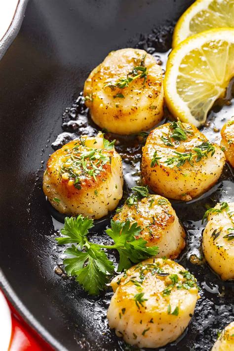 Pan Fried Scallops With Garlic Oil Story Telling Co