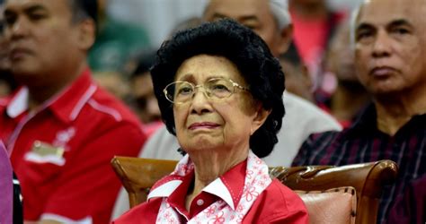 Para tokoh itu merupakan putra terbaik bangsa yang mewakili kelompok dan masyarakatnya pada waktu itu. Siti Hasmah Tokoh Srikandi Negara | Harian Metro