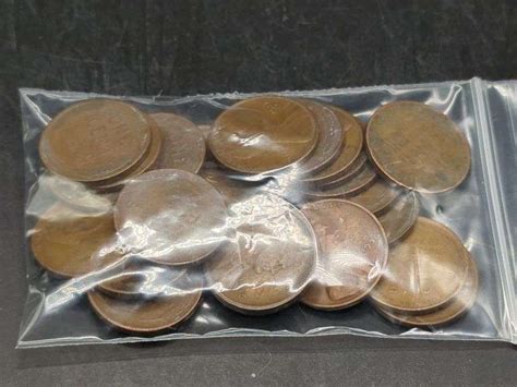 Bag Of 25 Asstd Lincoln Wheat Cents Isabell Auction