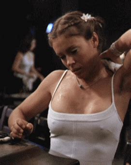 Pokies And Braless Girls Celebrities Gifs Without Bra
