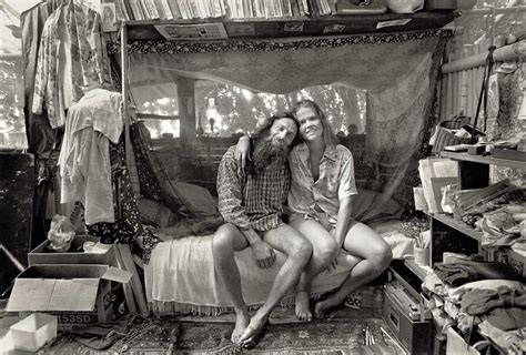 Extraordinary Vintage Photos Reveal Hawaiis Hippie Treehouse Community