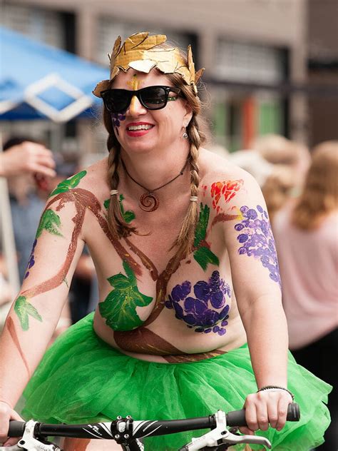 Random Fremont Solstice Parade Girls Porn Pictures