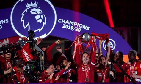 Get the latest premier league news for 2020/21 season including upcoming epl fixtures, live scores. Liverpool Lift Premier League Trophy After Beating Chelsea ...