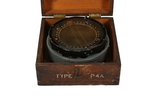 Lot 393 A Wwii Era Aircraft Compass In Box Type P4a