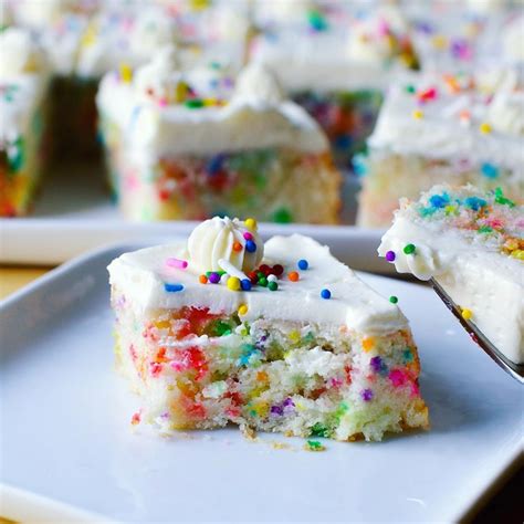 confetti party cake - smitten kitchen | Smitten kitchen cake, Party cakes, Half sheet cake