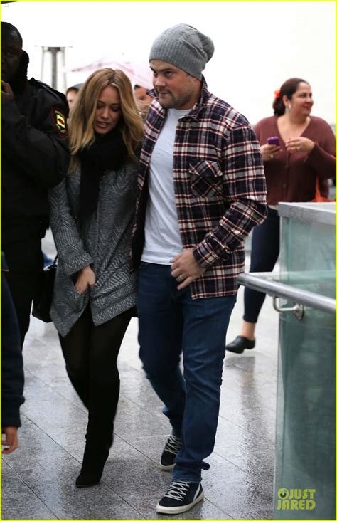 Hilary Duff Sex Is Definitely Different Photo 2777122 Hilary Duff Mike Comrie Photos