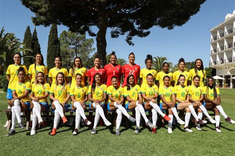 Perfil oficial da seleção brasileira de futebol feminino. Quem são as jogadoras da Seleção Brasileira de Futebol ...