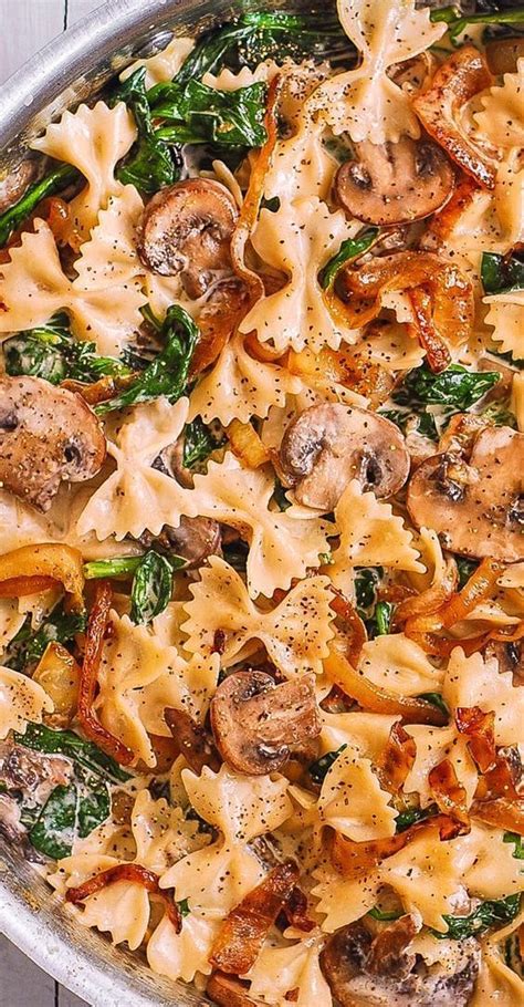 12 Easy Pasta Recipes Perfect For A Date Night Dinner Spinach Mushroom