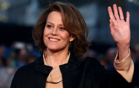 Sigourney Weaver Joins Marvels The Defenders Previews World