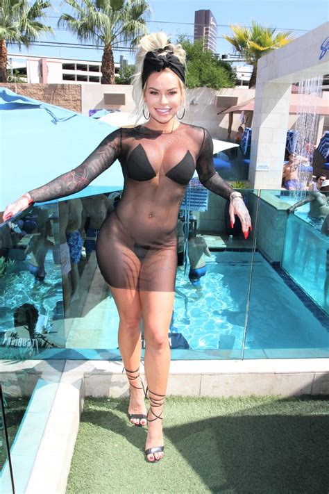 Nara Ford Has Fun In The Sun At Sapphire Pool And Day Club 7 Photos Thefappening