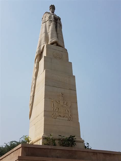 Delhi And British Monuments Emerging Civil War