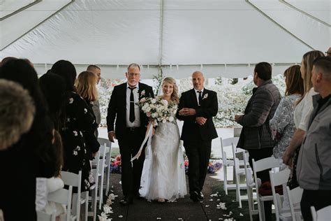Wedding Photo Musts Wedding Photos Getting Married Wedding