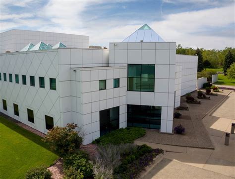 Paisley Park Opens Its Doors To Minnesotas Prince Fans Twin Cities Geek