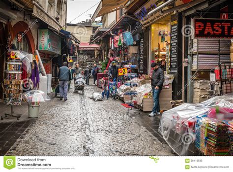 De bästa boendealternativen i vårt onlinebibliotek för turister. Istanbul marknad i Turkiet redaktionell foto. Bild av ...