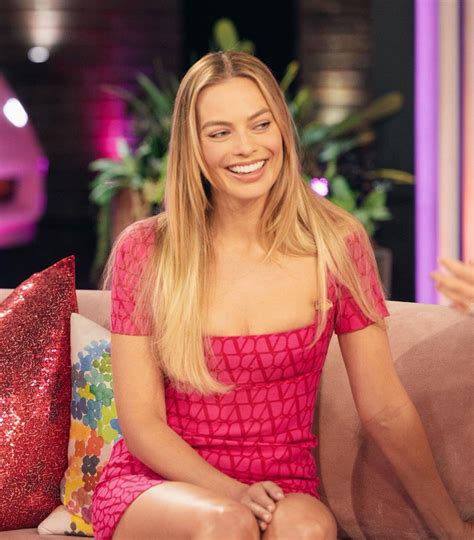 Pics Of Margot On Twitter Rt Picsofrobbie Margot Robbie On The Kelly Clarkson Show