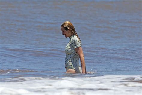 Julia Roberts In Bikini Bottoms 2016 22 Gotceleb