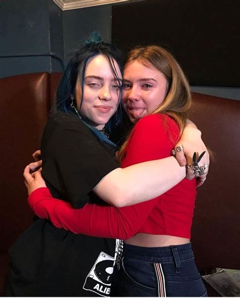 Billie Eilish Photo Outfit Connell Beautiful Voice Favorite Person Blue Hair Wifey