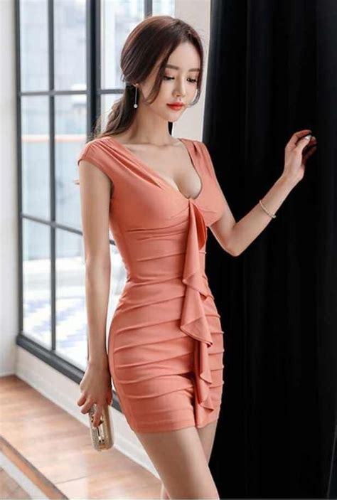 Pin By Miguel Van Helzig On いcaressable Korean Beauty Girl Fashion Most Beautiful Women