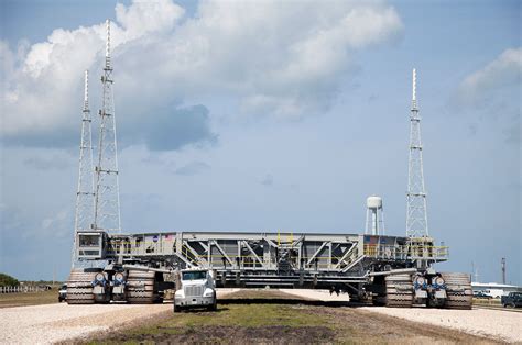 Nasa Celebrates Crawler Transporters 1st 50 Years With Test Drive Space