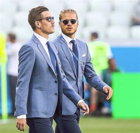 He leído este artículo y me pareció interesante para compartirlo contigo: Rúrik Gíslason, el futbolista islandés que el Mundial ...