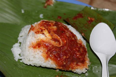 Nasi lemak bungkus confirm borong semua!. My Small Kitchen: Nasi Lemak Bungkus