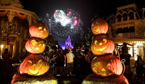 October At Disney World Weather And Event Guide