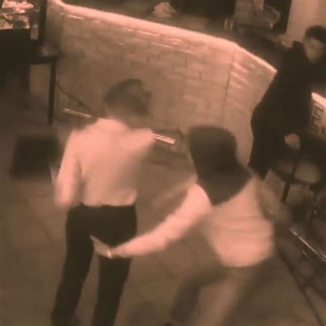 A Restaurant Faked That Video Of A Waitress Smacking A Handsy Customer