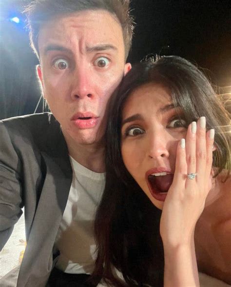 Look Maine Mendoza And Arjo Atayde Are Now Engaged When In Manila