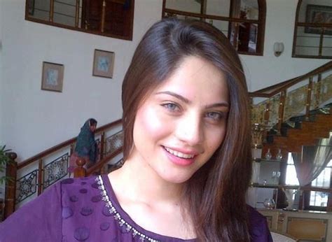 Neelam Muneer Changed Her Mind Joining Bollywood Club Pakistan Media