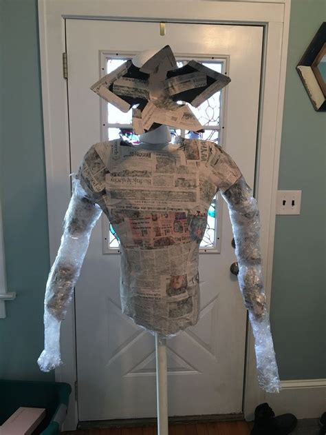 Crafty Fan Made A Life Sized Stranger Things Demogorgon Halloween
