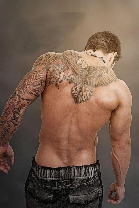 55 Awesome Mens Tattoos Men s Tattoos Männer rücken tattoos Mann