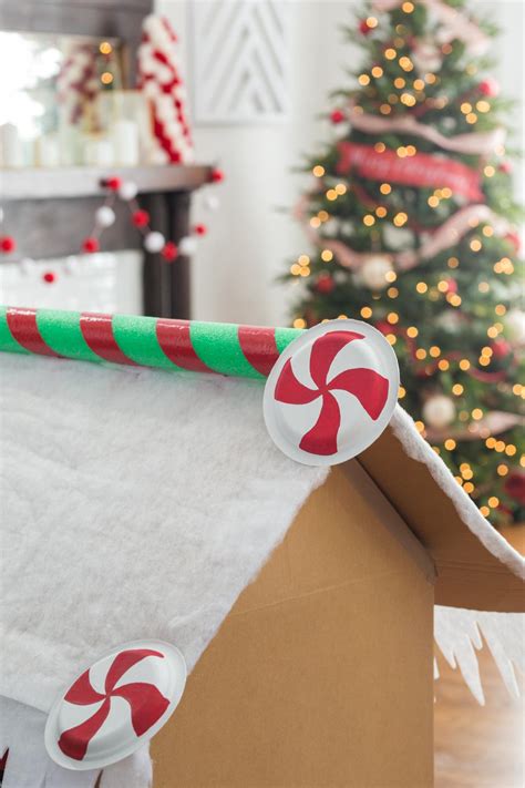 Diy Cardboard Gingerbread Playhouse For Christmas Hgtv