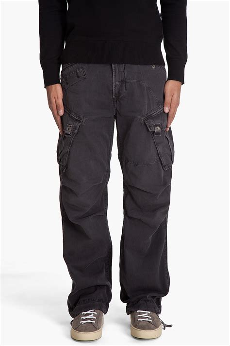 Experimenting with the way pants fit is applicable to all styles. Lyst - G-Star Raw Rovic Loose Cargo Pants in Black for Men