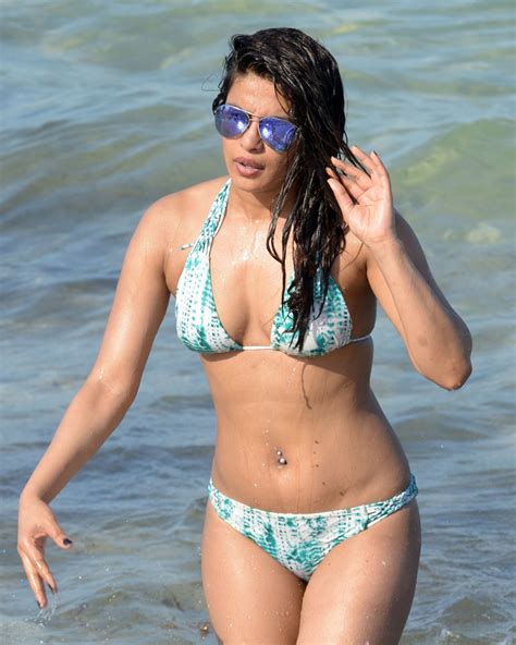Priyanka Chopra In Bikini On The Beaches In Miami Fl Celebmafia