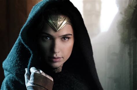 First Image Of Gal Gadot From The Wonder Woman Movie