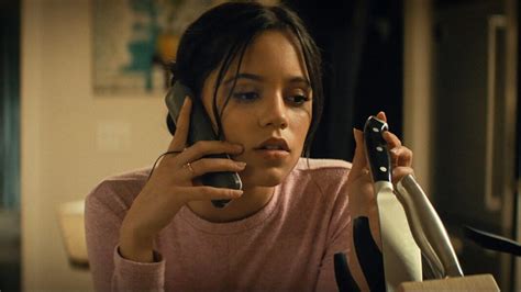 Scream 6 Jenna Ortega Commenta L Assenza Di Neve Campbell Ci Sarà Da Distrarsi Ciak Magazine