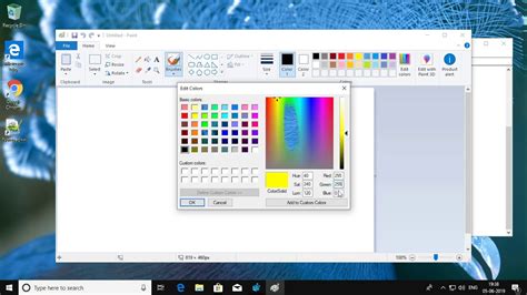 Change Windows 10 Display Background Color