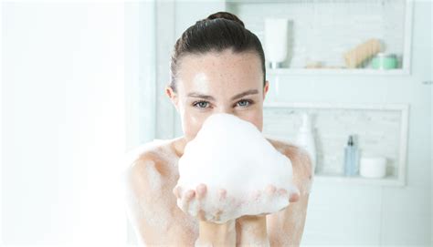 Unbelievable Benefits Of Using Shower Gels Lifeandtrendz