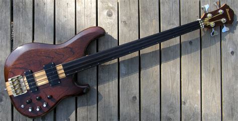 Oriental Guitar And Bass Gallery Ibanez Musician Bass Mc940 Ds Fretless