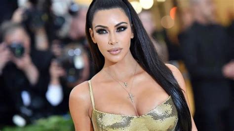 Kim Kardashian Enters Forbes List Of World S Billionaires