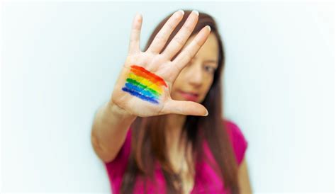 orgullo lgbt lgbt ¿cómo denunciar discriminación por homofobia transfobia y bifobia